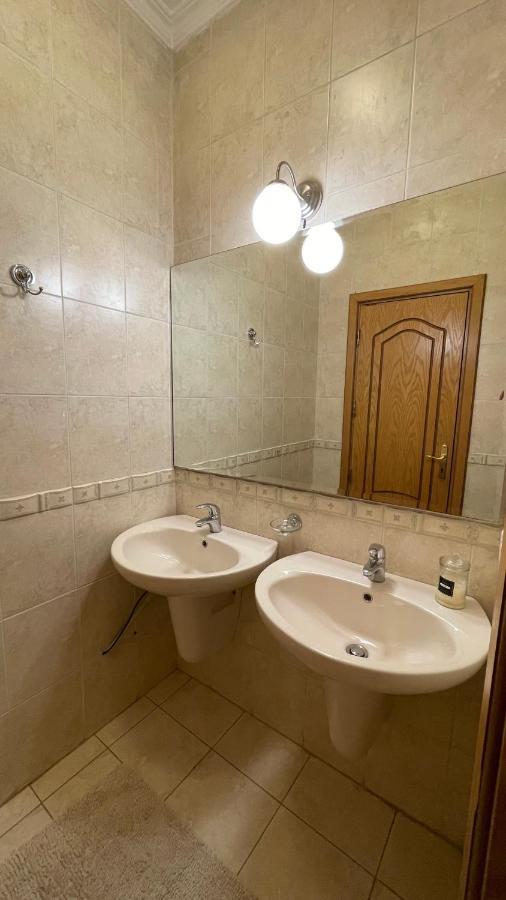 Abdoun Apartment アンマン エクステリア 写真