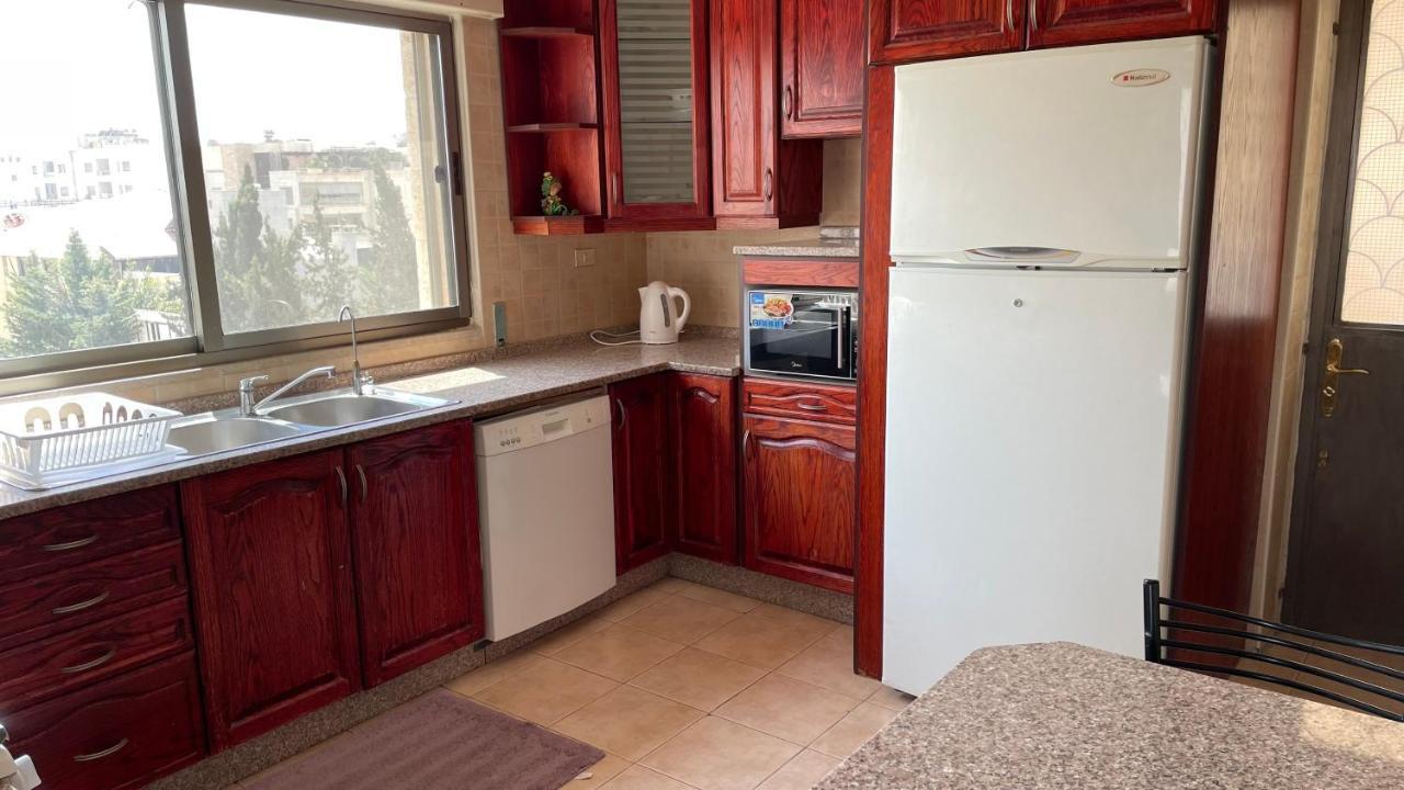 Abdoun Apartment アンマン エクステリア 写真