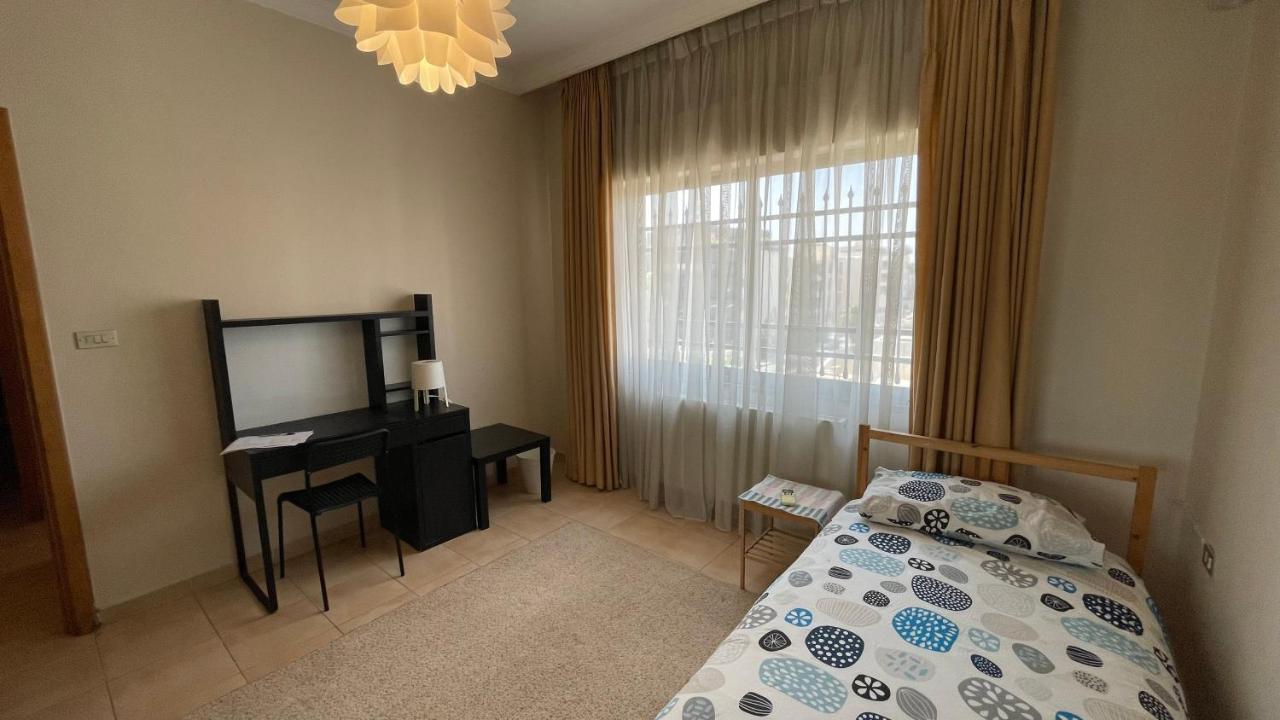 Abdoun Apartment アンマン エクステリア 写真