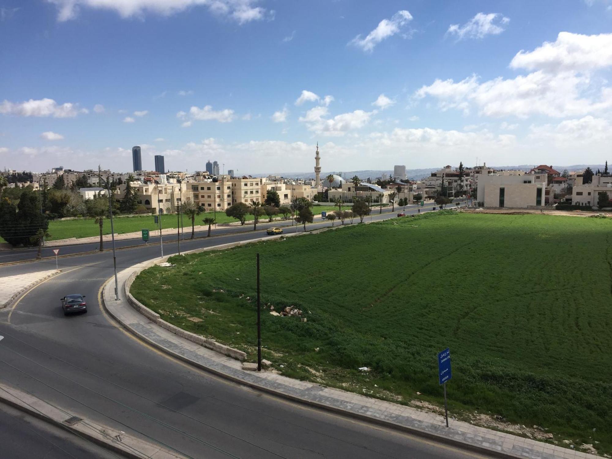 Abdoun Apartment アンマン エクステリア 写真